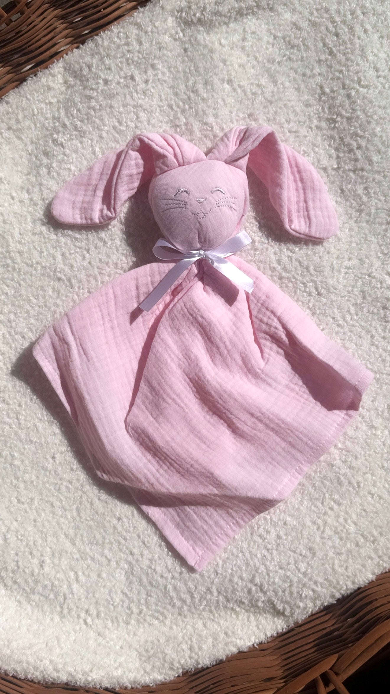 Doudou lapin brodĂ© prĂ©nom â idĂ©al valise maternitĂ©-rose
