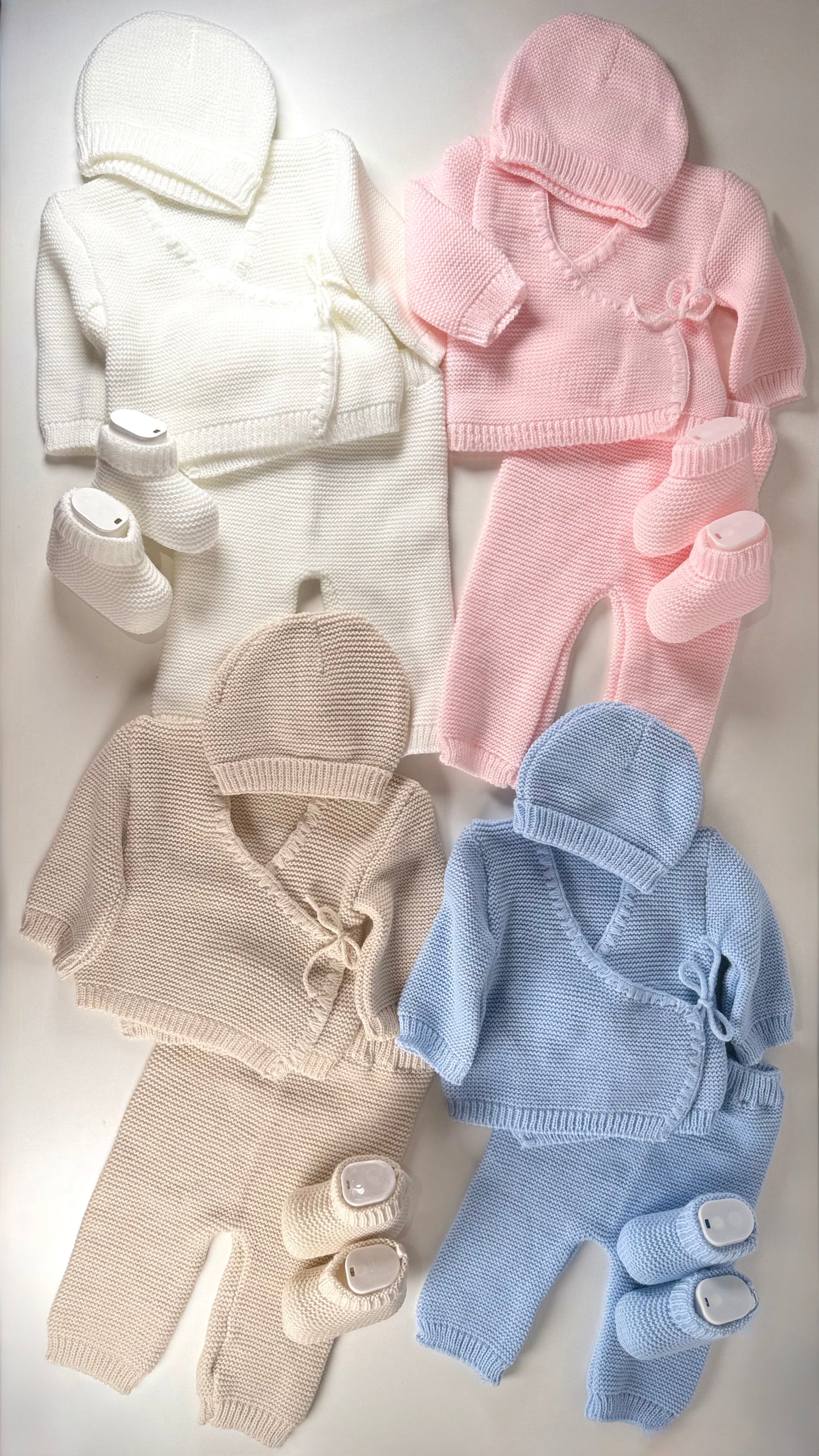 OEKO-TEX®-zertifiziertes 4-teiliges Neugeborenen-Set – Hypoallergen und umweltfreundlich für Babys erste Momente