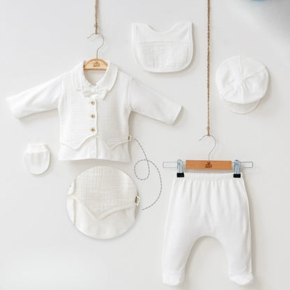 [Premium] Ensemble naissance garçon 100% coton blanc – Haut, pantalon, casquette, gants et bavoir – 0-3 mois