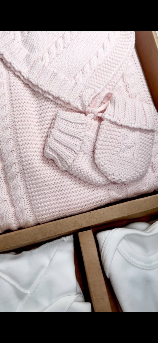 [Premium-Sortiment] Unisex/gemischtes Beige-Neugeborenen-Set (0–3 Monate)