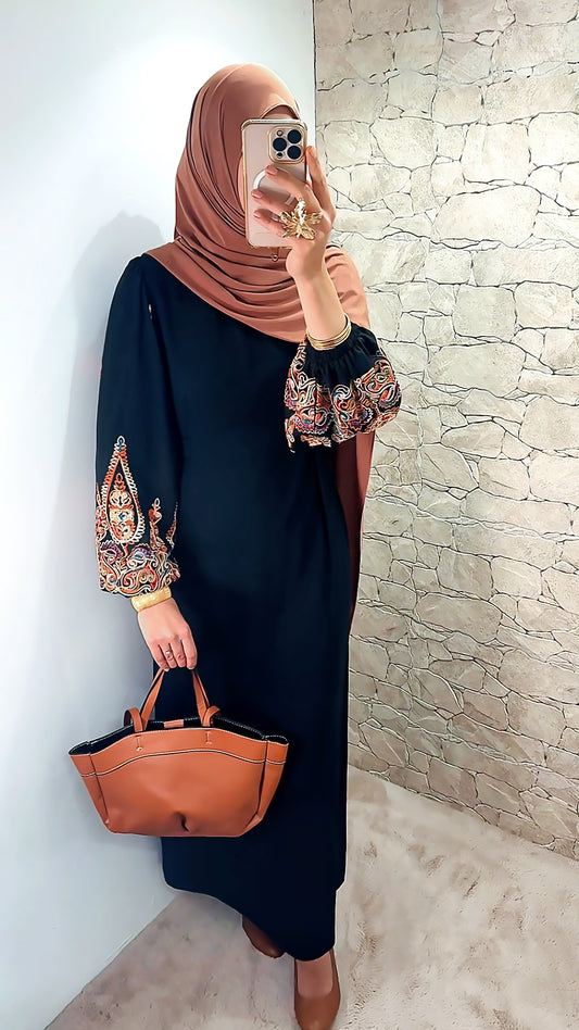 [Premium] Robe manche ballon - broderie camel - noir pur