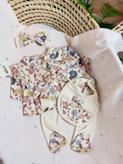 [Gamme Premium] Ensemble naissance fille 5 pièces – Beige fleuri & doré, coton bio (0-3 mois)
