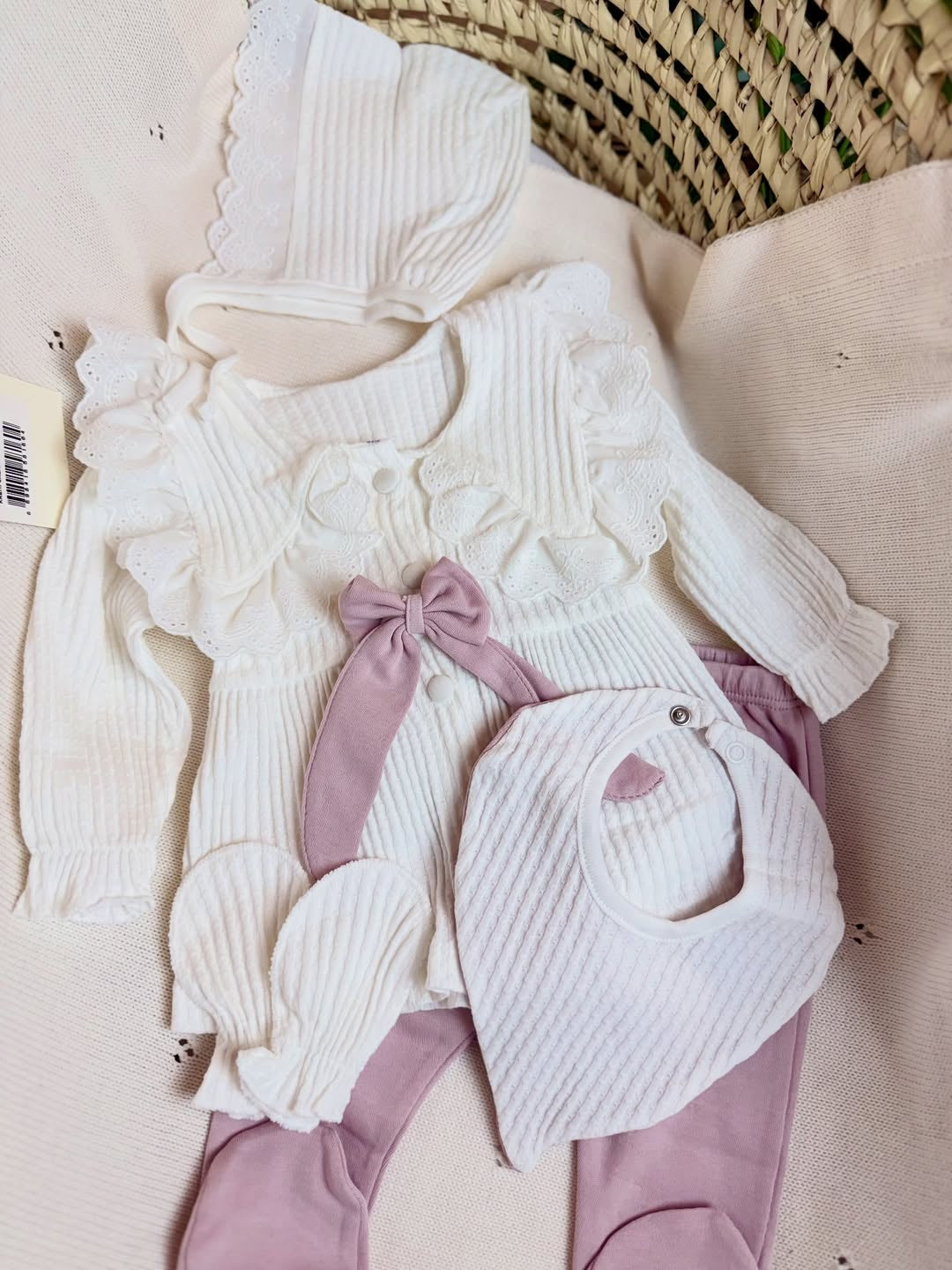 [Gamme Premium] Ensemble bébé fille 5 pièces – Blanc et lilas coton bio (0-3 mois)