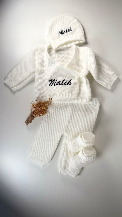 Ensemble bébé personnalisé en broderie avec son prénom ou surnom