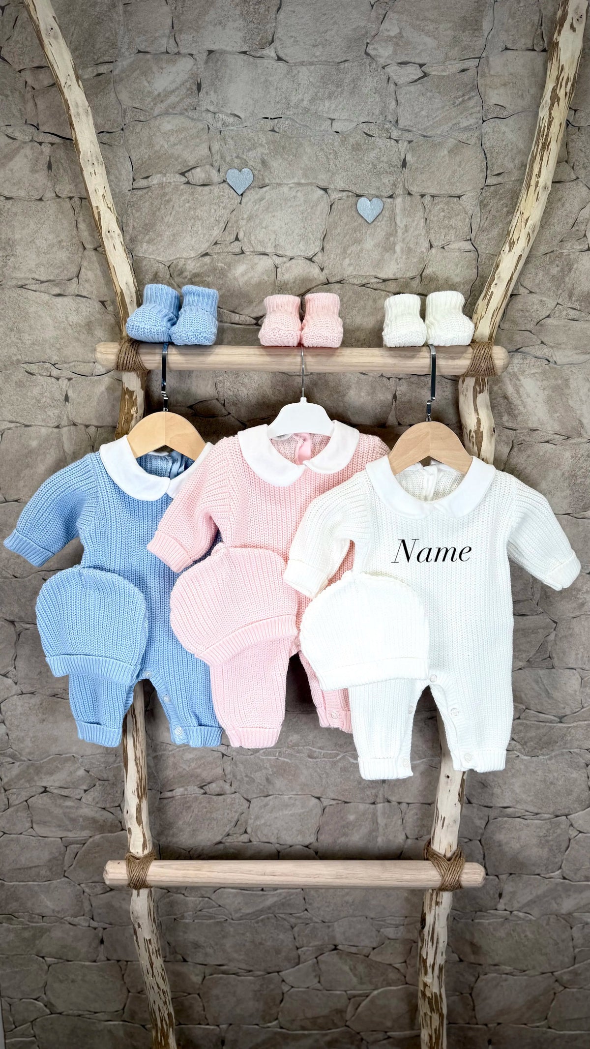 🧵 Personalisiertes Neugeborenen-Outfit 0-3 Monate - Baby-Set mit Mütze und Schühchen｜OEKO-TEX®
