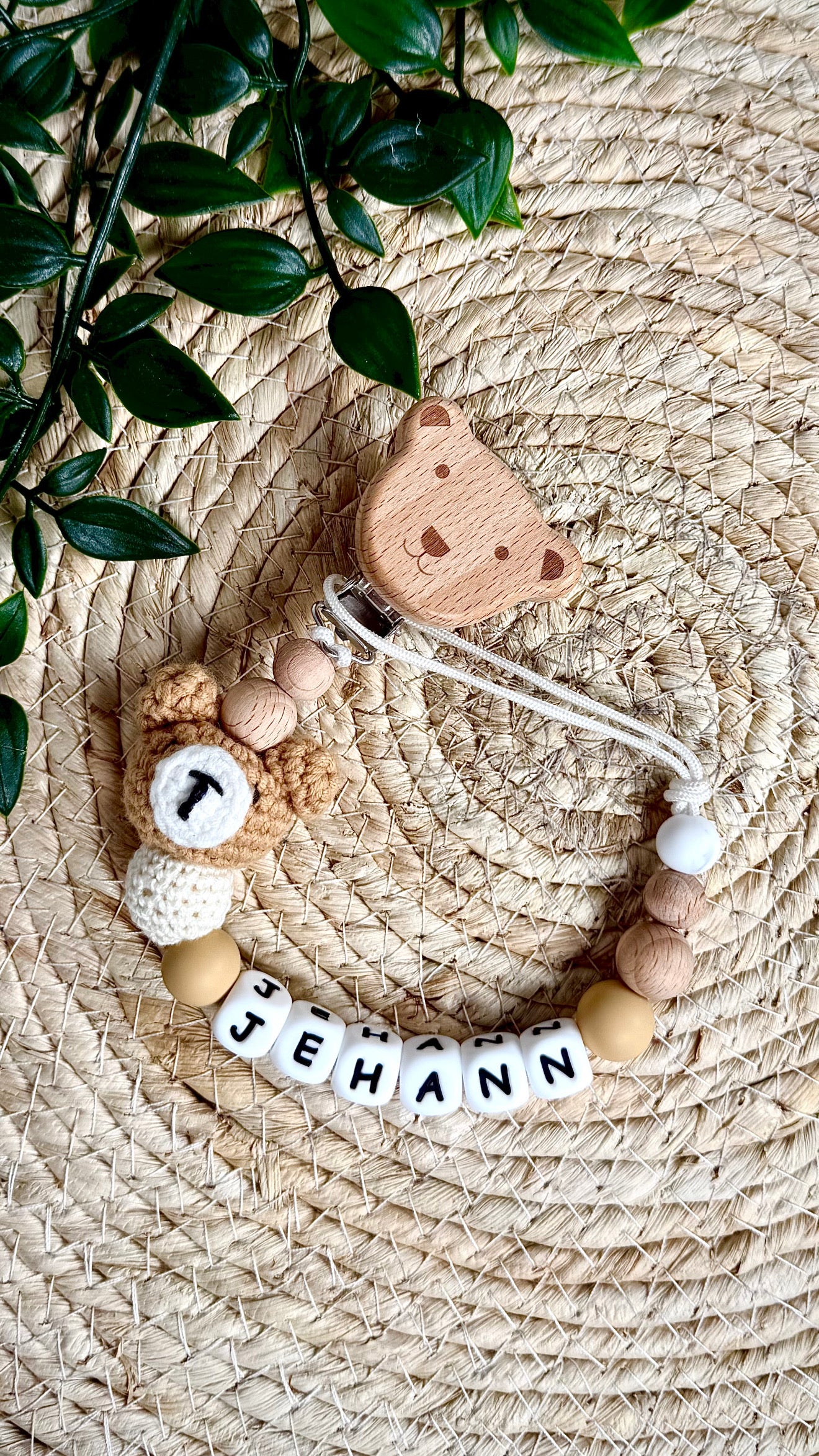 Attache-tétine personnalisée avec le prénom de bébé 