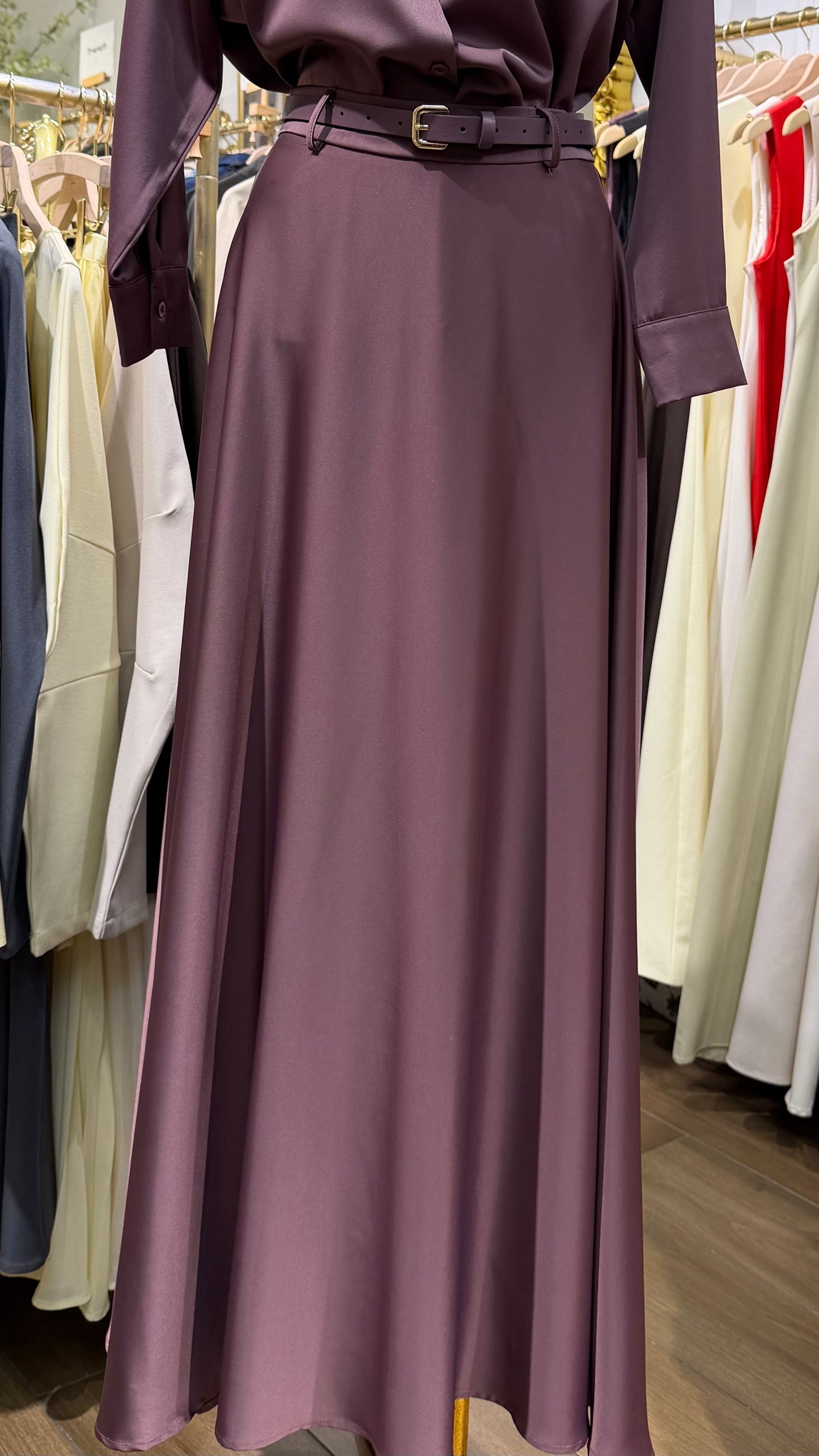 [Premium] Jupe Haute Satin épais avec ceinture