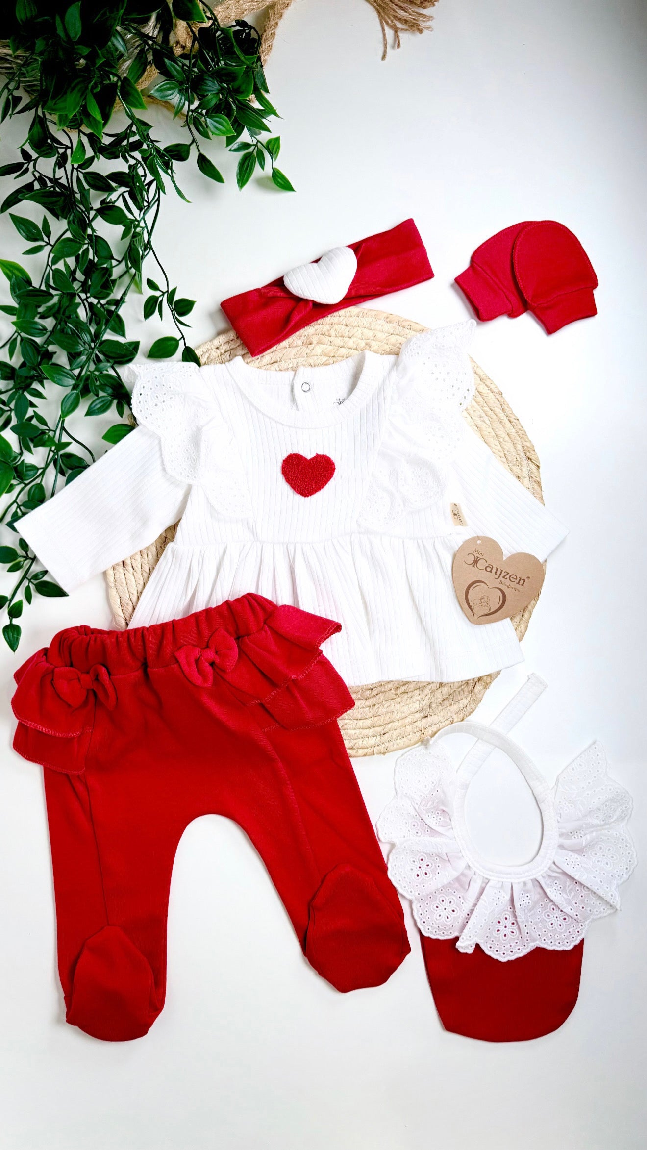 [Gamme Premium] Ensemble bébé fille 5 pièces – Blanc et rouge coton bio (0-3 mois)