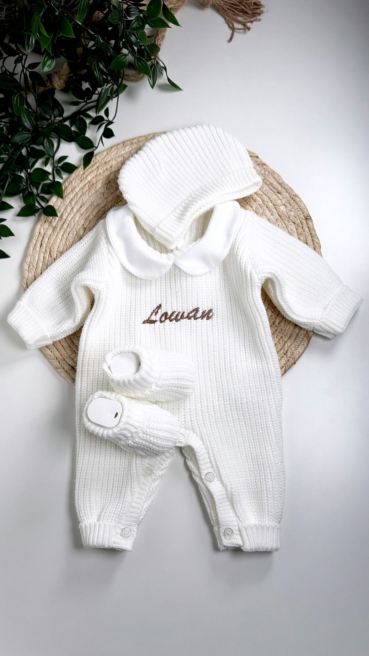 🧵 Personalisiertes Neugeborenen-Outfit 0-3 Monate - Baby-Set mit Mütze und Schühchen｜OEKO-TEX®