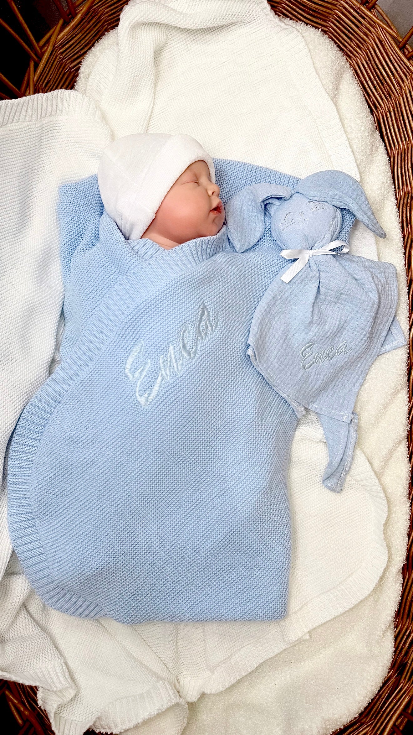 Couverture de naissance brodée avec prénom – modèle personnalisé pour bébé, rose, bleu, beige ou blanc