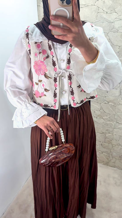 [Premium]  Gilet sans manche brodé - crème