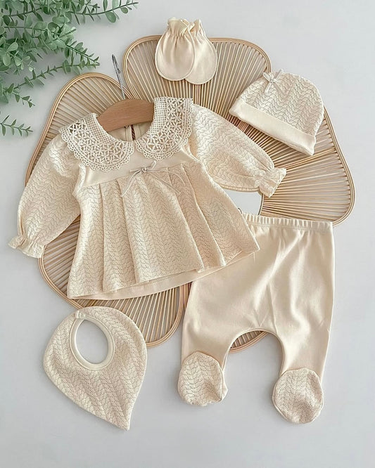 [Gamme Premium] Ensemble bébé fille 5 pièces – Beige coton bio (0-3 mois)