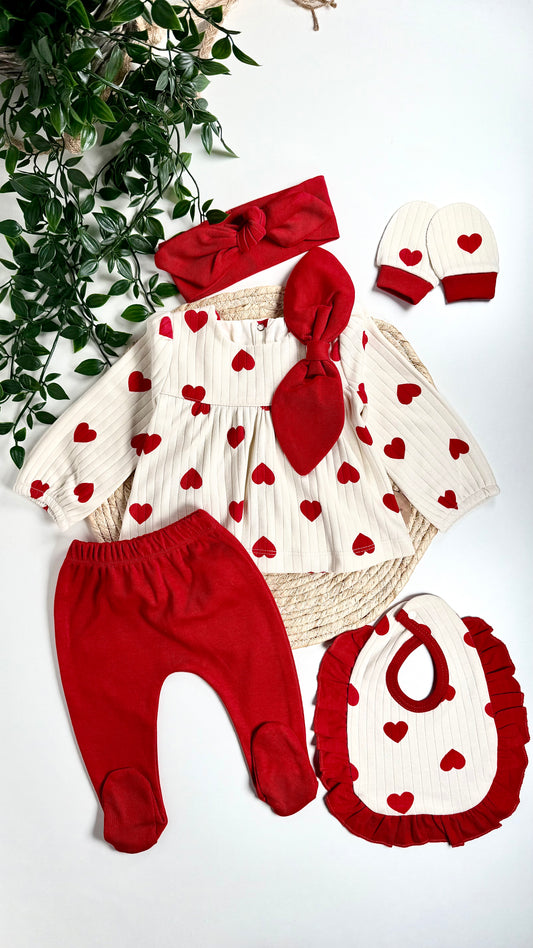 Ensemble naissance crème et rouge 0-3 mois en coton premium – Haut, pantalon, bandana, gants et bavoir