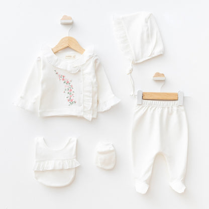 Ensemble naissance fille 5 pièces blanc en coton bio 0-3 mois avec haut, pantalon, bonnet, gants et bavoir