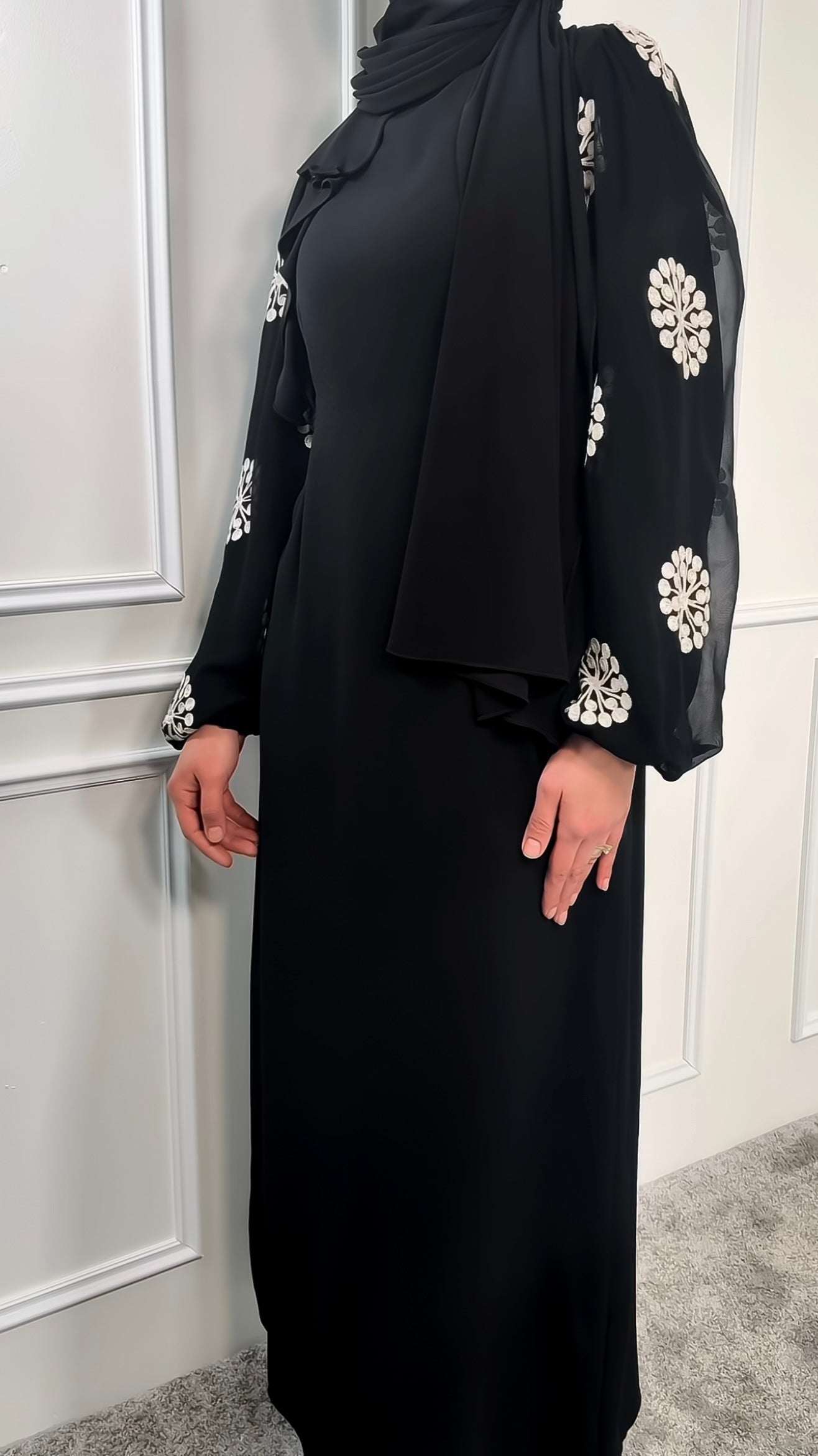 [Premium] robe manche ballon - broderie flocon - noir pur