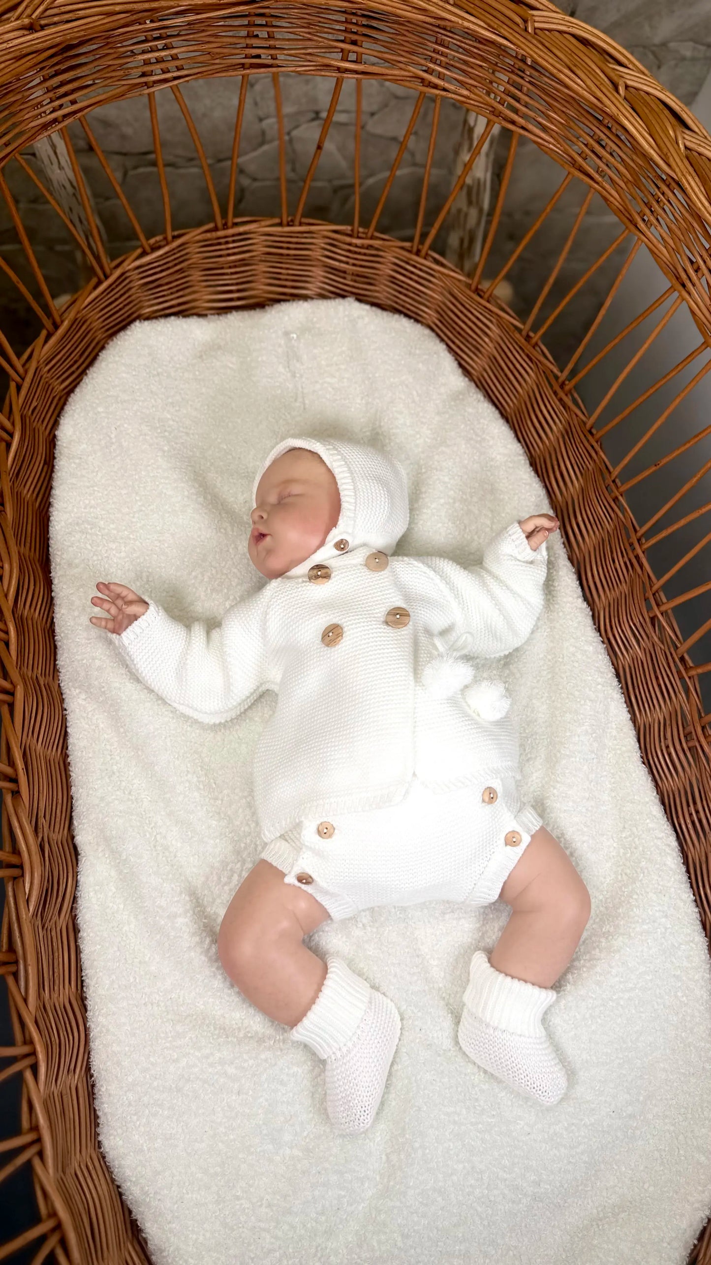Bonnet et chaussons bébé assortis – ensemble naissance mixte fabriqué en Europe
