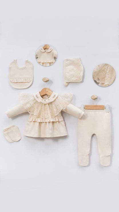 Ensemble naissance fille avec cap en dentelle coton bio