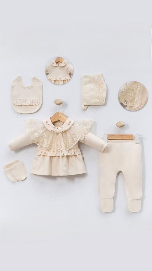 Ensemble naissance fille avec cap en dentelle coton bio