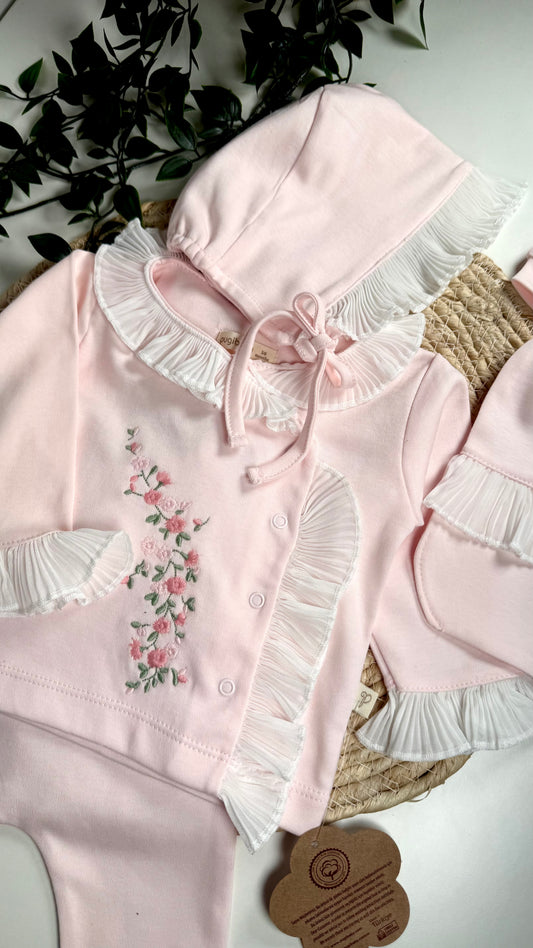 Détails du coton bio rose perle de l’ensemble naissance fille 5 pièces